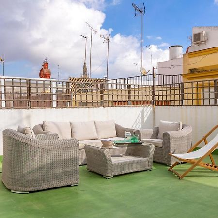 Champion Duplex Terrace And Garage Old Town 6 Pax Lägenhet Sevilla Exteriör bild