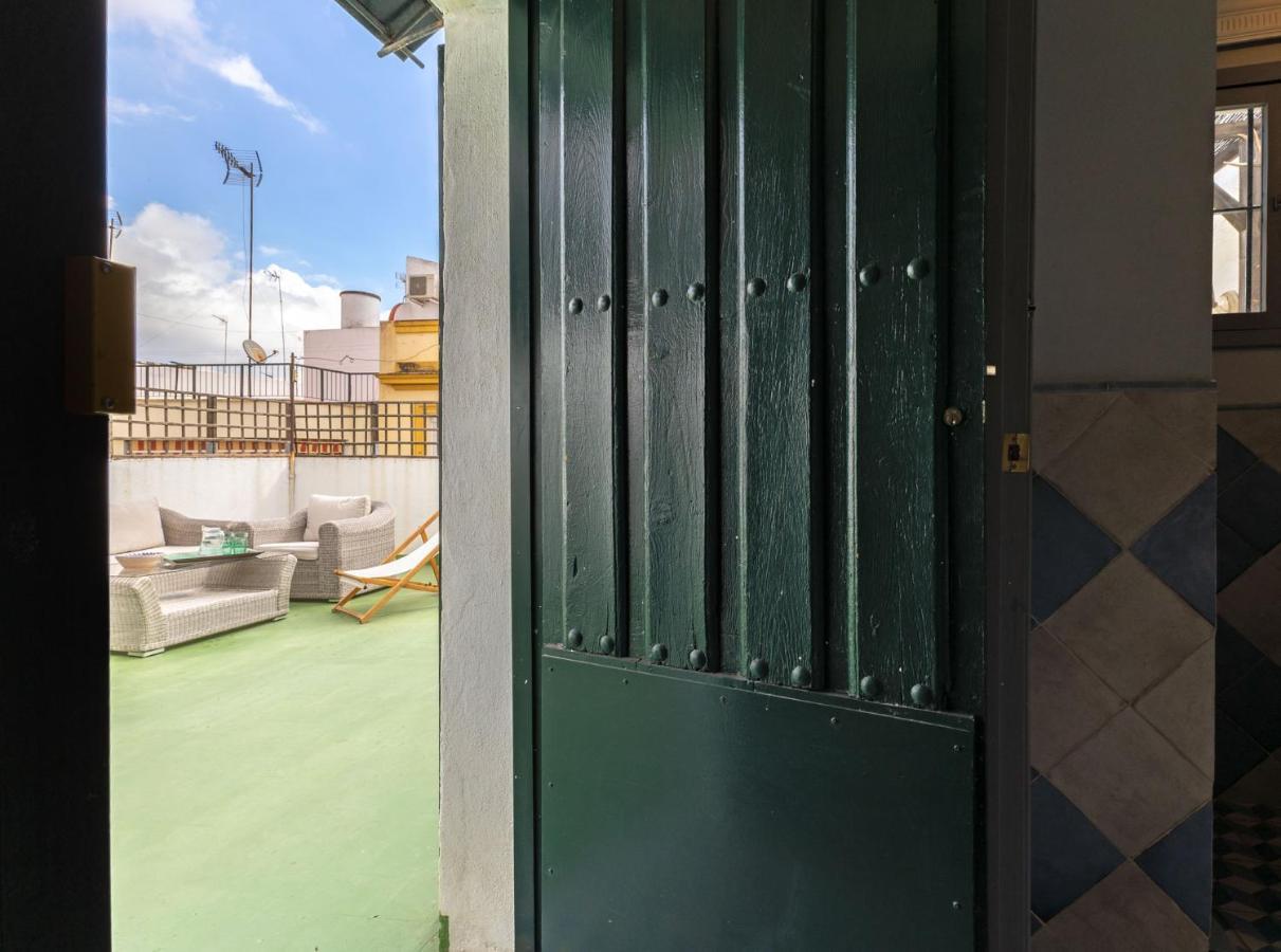 Champion Duplex Terrace And Garage Old Town 6 Pax Lägenhet Sevilla Exteriör bild
